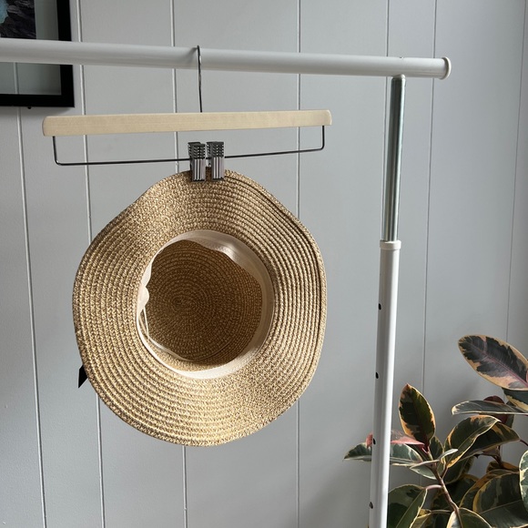 Chapeau - Picture 3 of 4